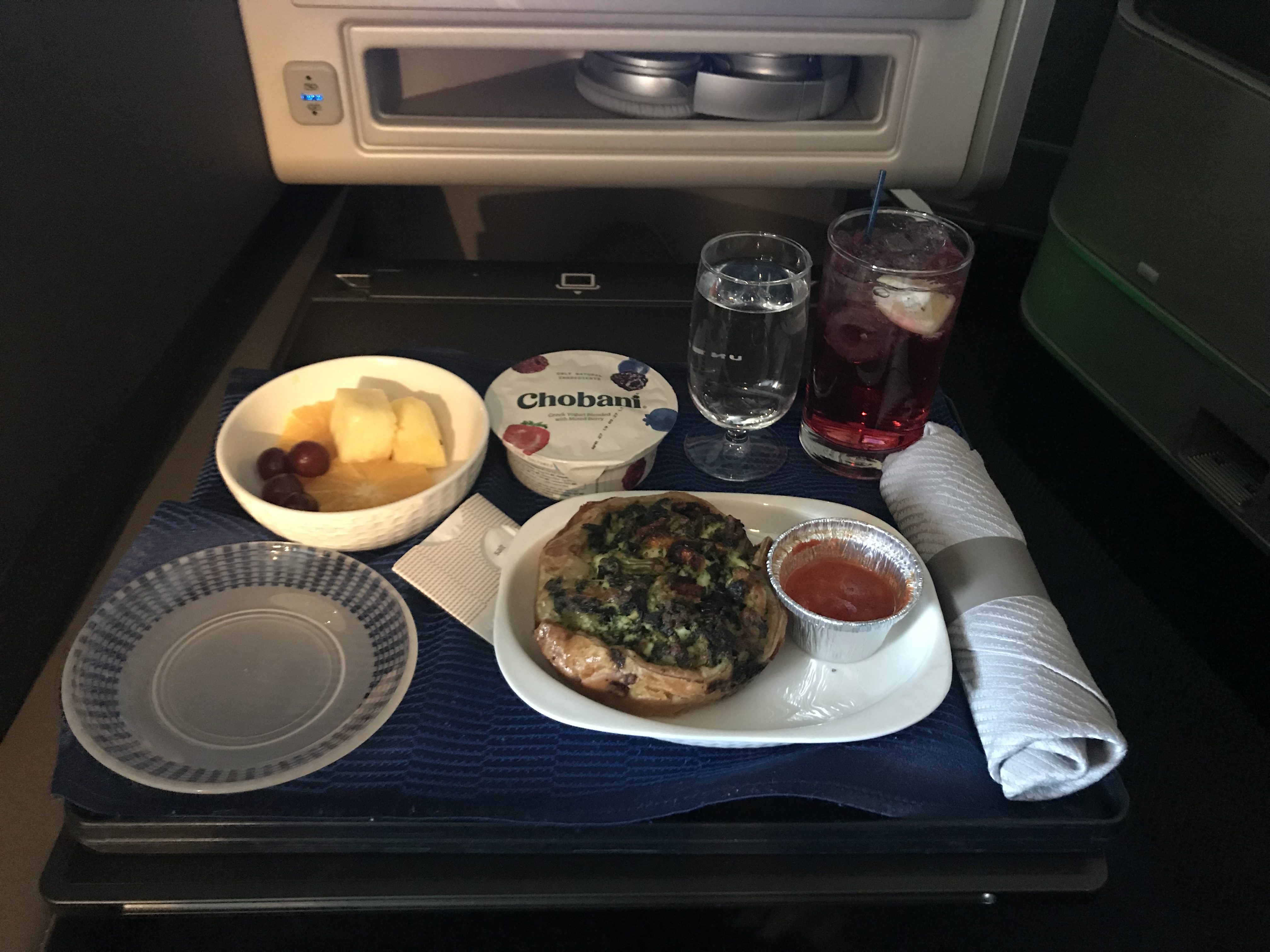 Review: United Airlines B767-300 First Class | IAH-ORD