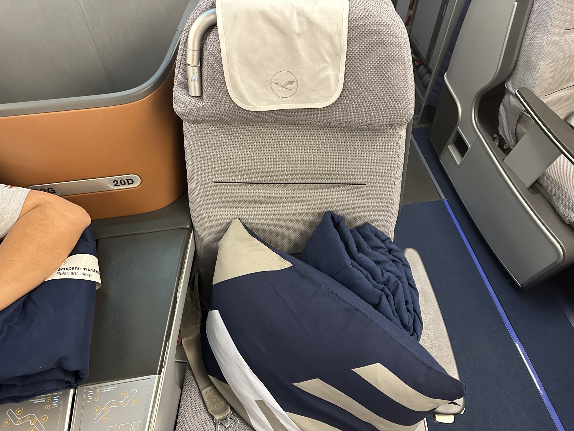 Review: Lufthansa A380 Business Class | Washington-Munich