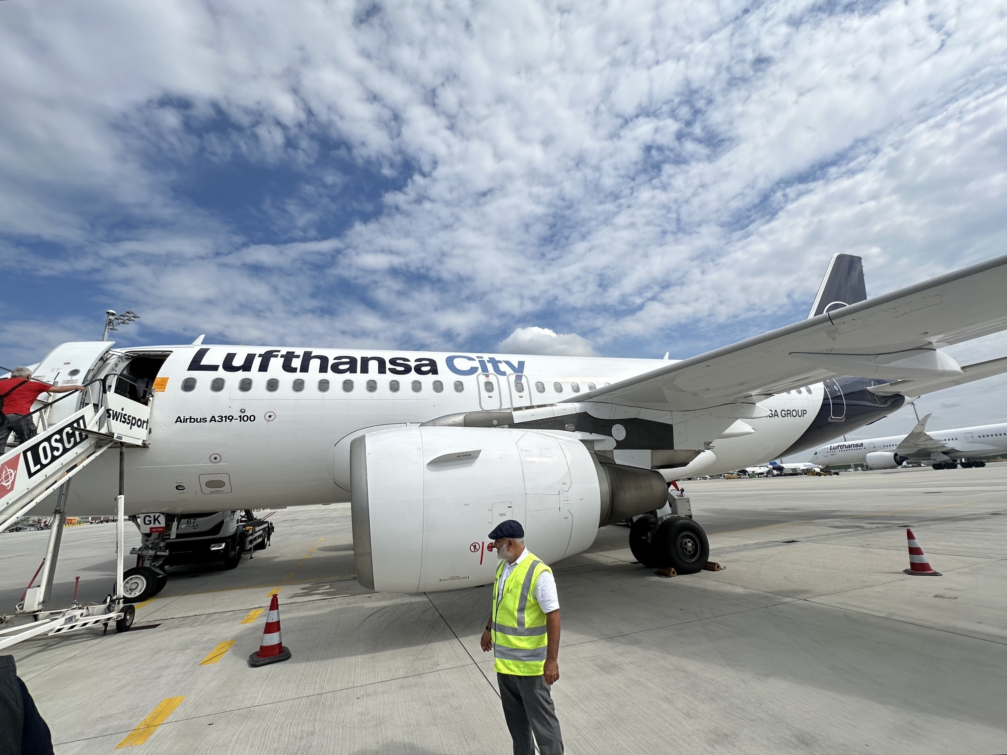 Review: Lufthansa City A319 Economy Class | Munich-Berlin